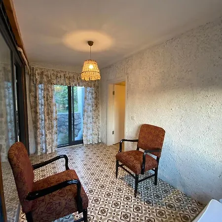 Defne House Soeguet 4* 말마리스