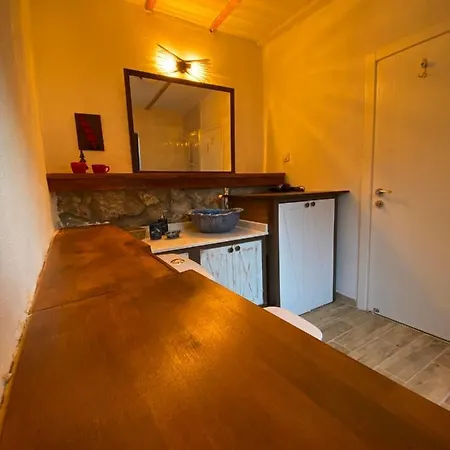 Defne House Soeguet Szálloda 4*